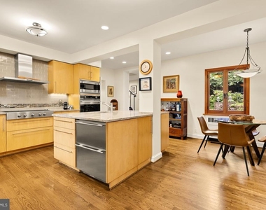 3111 Chain Bridge Road Nw - Photo Thumbnail 12