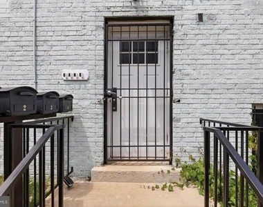 4230 6th Street Se - Photo Thumbnail 3