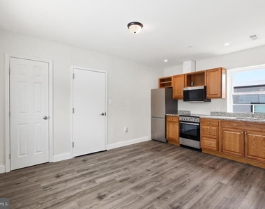 4230 6th Street Se - Photo Thumbnail 6