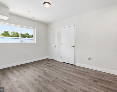 4230 6th Street Se - Photo Thumbnail 11