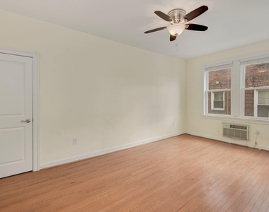 1815 A Street Se - Photo Thumbnail 2