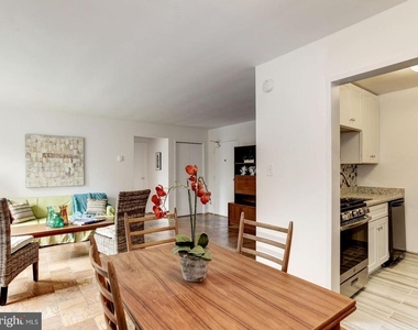 2400 41st Street Nw - Photo Thumbnail 1