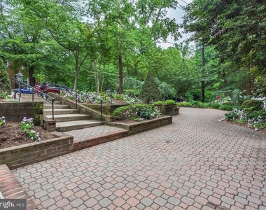 2400 41st Street Nw - Photo Thumbnail 22