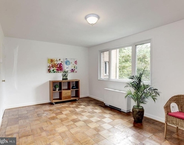 2400 41st Street Nw - Photo Thumbnail 14