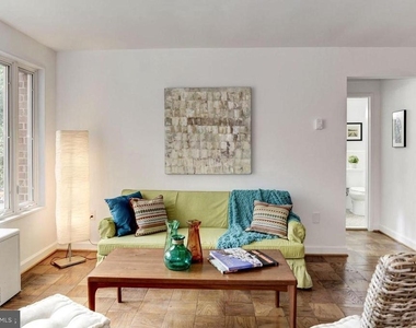 2400 41st Street Nw - Photo Thumbnail 8