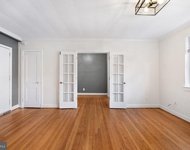 3925 Davis Place Nw - Photo Thumbnail 6
