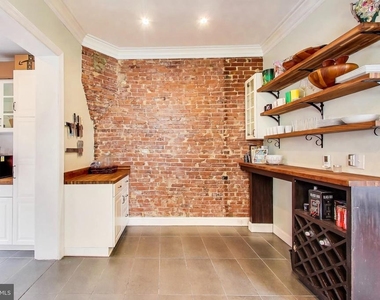 10 Randolph Place Nw - Photo Thumbnail 9