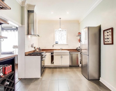 10 Randolph Place Nw - Photo Thumbnail 7