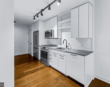 70 N Street Se - Photo Thumbnail 11
