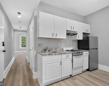 705 8th Street Se - Photo Thumbnail 11