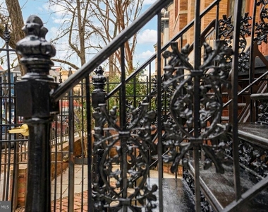 1816 Belmont Road Nw - Photo Thumbnail 3