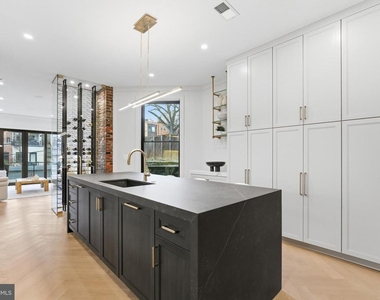 1816 Belmont Road Nw - Photo Thumbnail 27