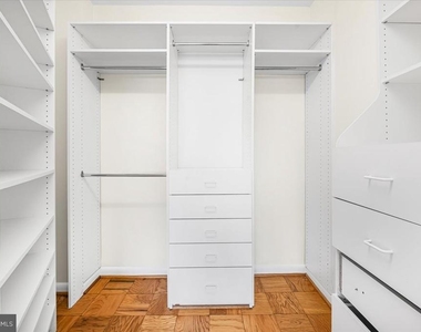 4201 Cathedral Avenue Nw - Photo Thumbnail 10