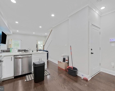 608 Irving Street Nw - Photo Thumbnail 5