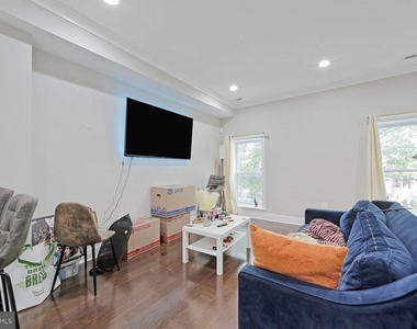608 Irving Street Nw - Photo Thumbnail 3