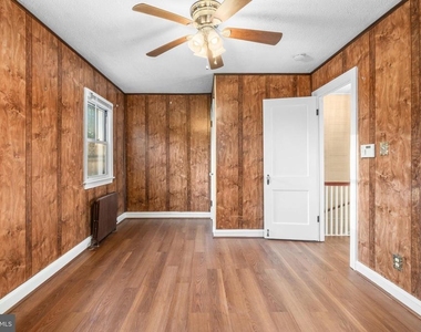 2835 4th Street Ne - Photo Thumbnail 13