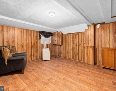 2835 4th Street Ne - Photo Thumbnail 21