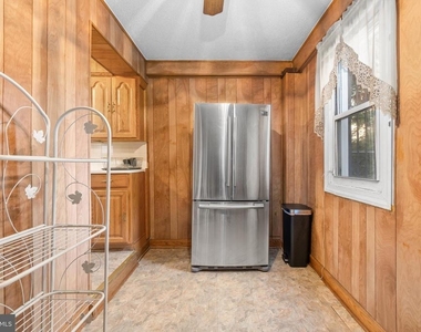 2835 4th Street Ne - Photo Thumbnail 11