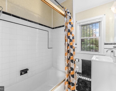 2835 4th Street Ne - Photo Thumbnail 15