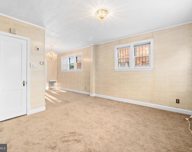 2835 4th Street Ne - Photo Thumbnail 2
