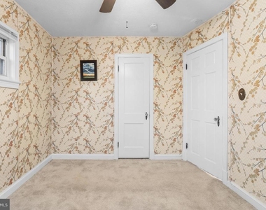 2835 4th Street Ne - Photo Thumbnail 18