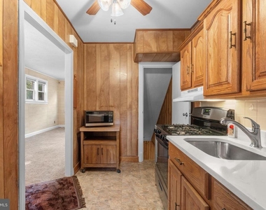 2835 4th Street Ne - Photo Thumbnail 7