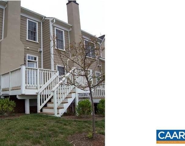 544 Summerford Ln - Photo Thumbnail 13