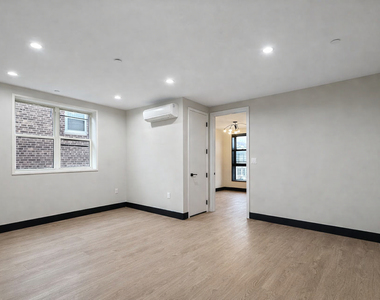Brooklyn Avenue - Photo Thumbnail 4