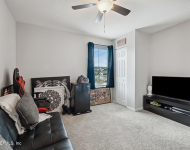 936 Capitol Parkway - Photo Thumbnail 21
