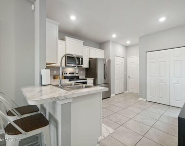 936 Capitol Parkway - Photo Thumbnail 7