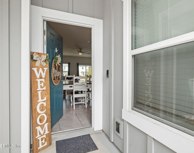 936 Capitol Parkway - Photo Thumbnail 1