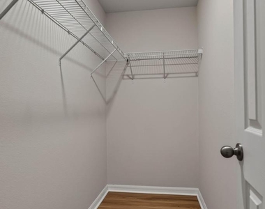 129 Wellwood Lane - Photo Thumbnail 18