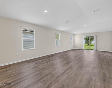 8076 Dancing Fox Street - Photo Thumbnail 5