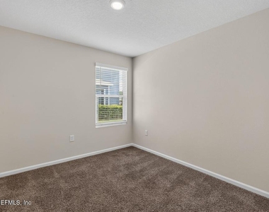 8076 Dancing Fox Street - Photo Thumbnail 13