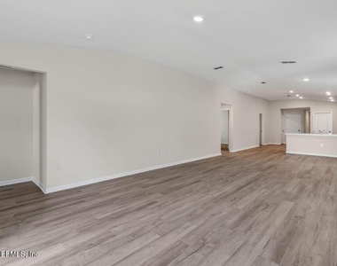 8076 Dancing Fox Street - Photo Thumbnail 6
