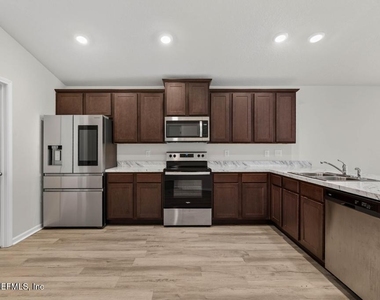 8076 Dancing Fox Street - Photo Thumbnail 2