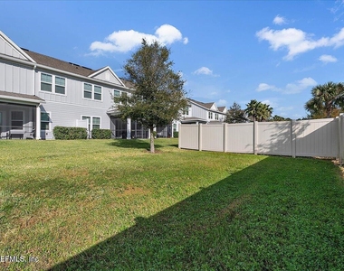 12658 Josslyn Lane - Photo Thumbnail 20