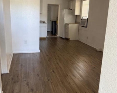 5236 Rita Street - Photo Thumbnail 3