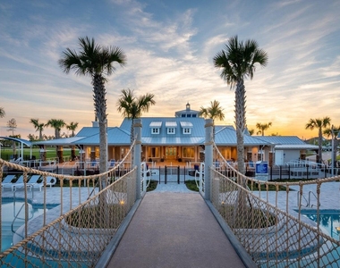 150 Hubbard Bend - Photo Thumbnail 4