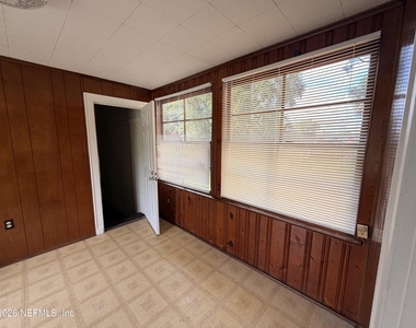 5135 Astral Street - Photo Thumbnail 9