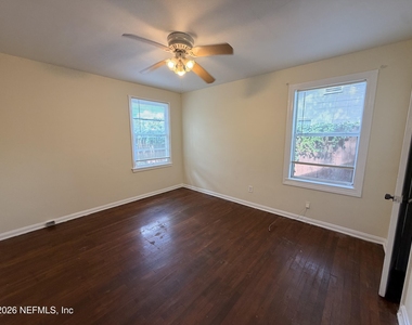 5135 Astral Street - Photo Thumbnail 5