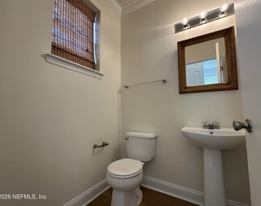 108 Bay Bridge Drive - Photo Thumbnail 8