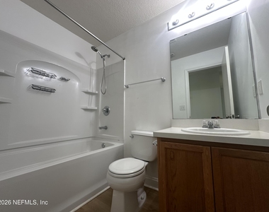 108 Bay Bridge Drive - Photo Thumbnail 17