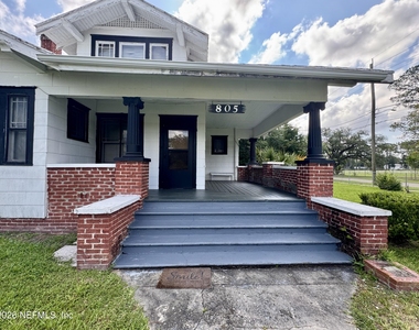 805 St Clair Street - Photo Thumbnail 1