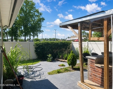 45013 Amhurst Oaks Drive - Photo Thumbnail 14