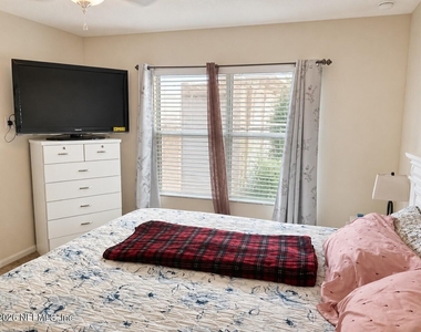 45013 Amhurst Oaks Drive - Photo Thumbnail 7