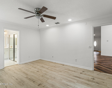 8621 Goodbys Trace Drive - Photo Thumbnail 23