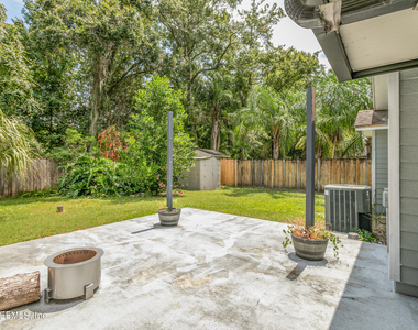 8621 Goodbys Trace Drive - Photo Thumbnail 34