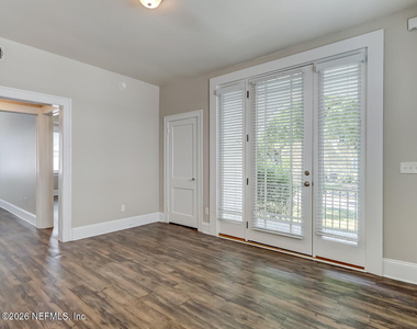 1009 Stockton Street - Photo Thumbnail 15