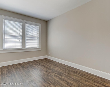 1009 Stockton Street - Photo Thumbnail 19